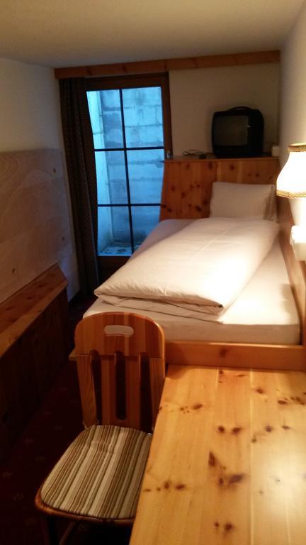 Hotel Garni Alpenrose Ischgl Exterior photo